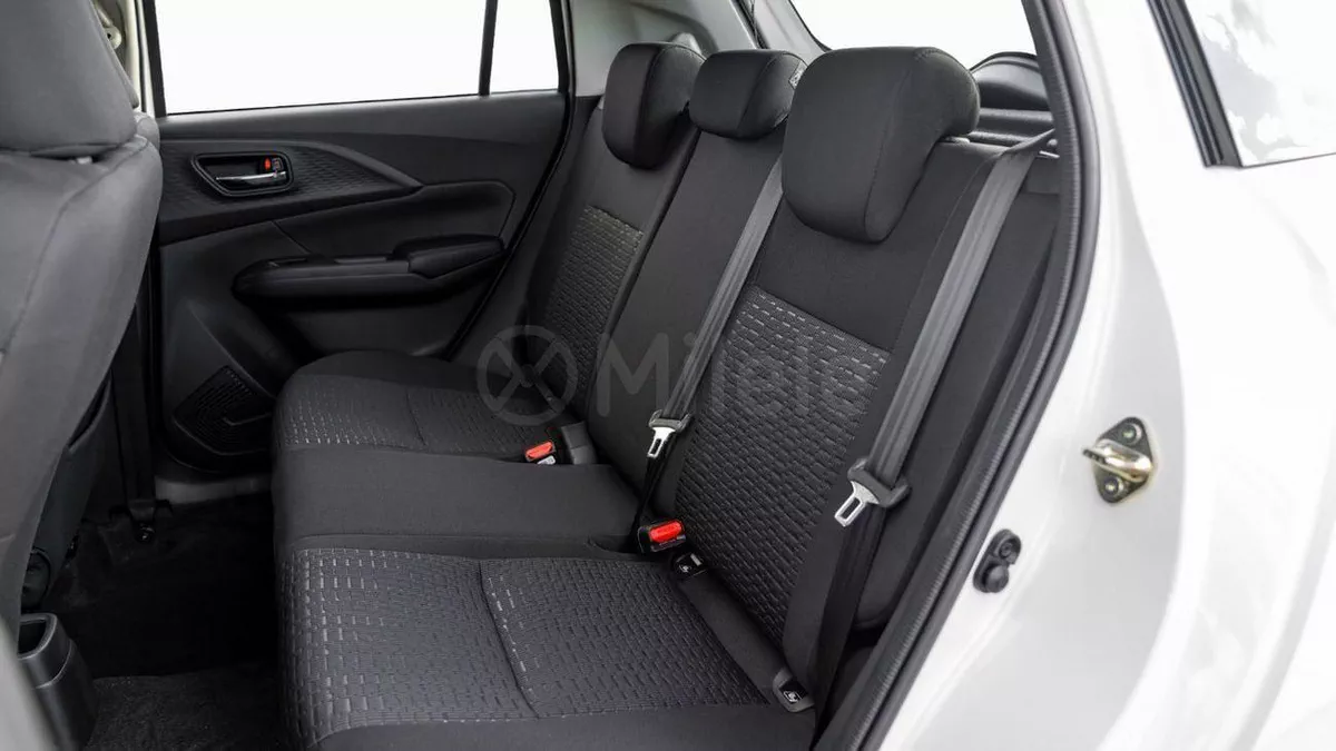 Suzuki Swift GLX SUZUKI SWIFT-13-0