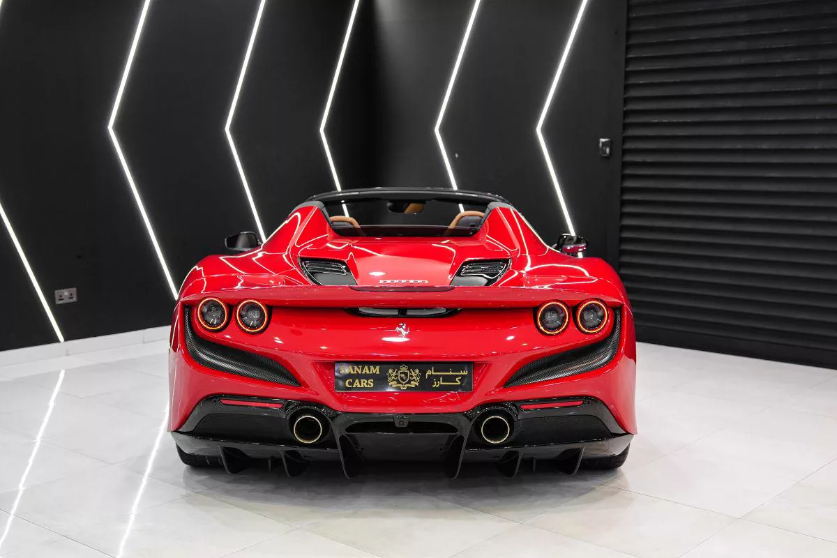 Ferrari F8 Spider-7-7