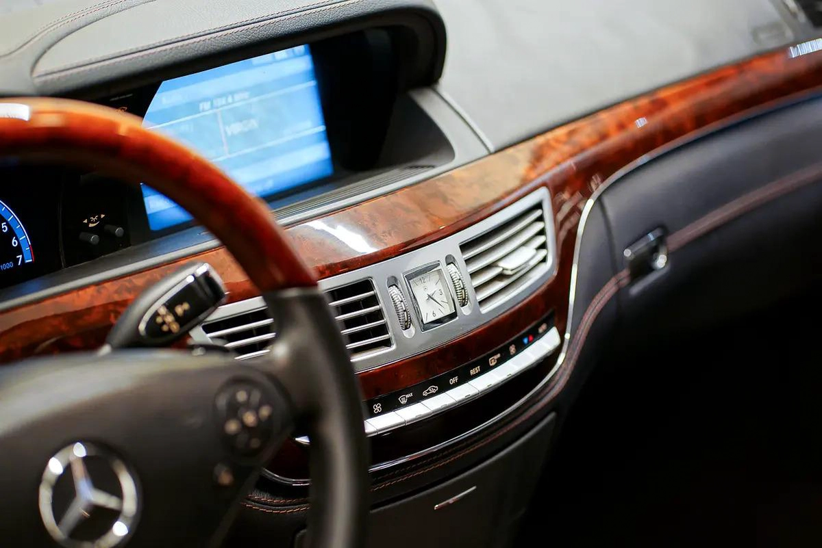 AED 1136 | MERCEDES S500 AMG 2012 | PRISTINE CONDITION | LOW KMS | HI SPECS | 1 YEAR WARRANTY-5-5