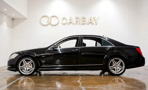 AED 1136 | MERCEDES S500 AMG 2012 | PRISTINE CONDITION | LOW KMS | HI SPECS | 1 YEAR WARRANTY