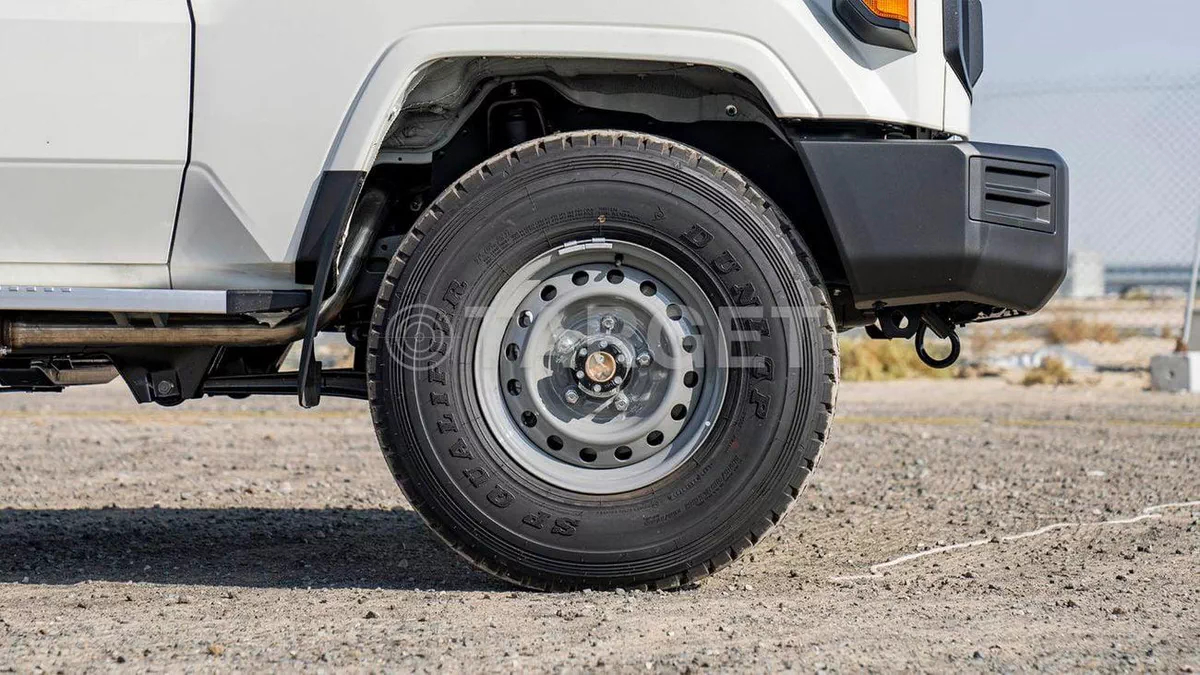 Toyota Land Cruiser 70 LC 76 4.2 M\T 2025-10-0