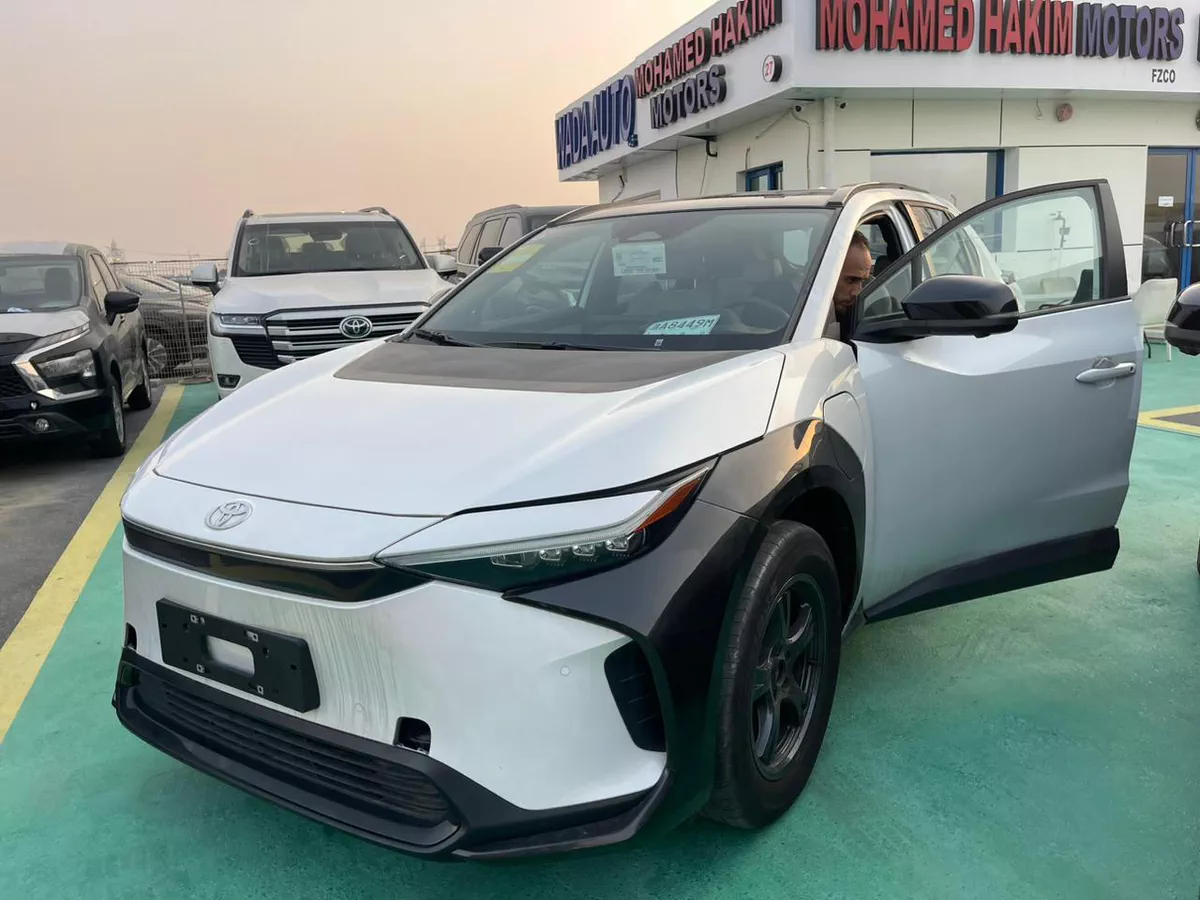New 2023 Toyota bZ4X-1-1