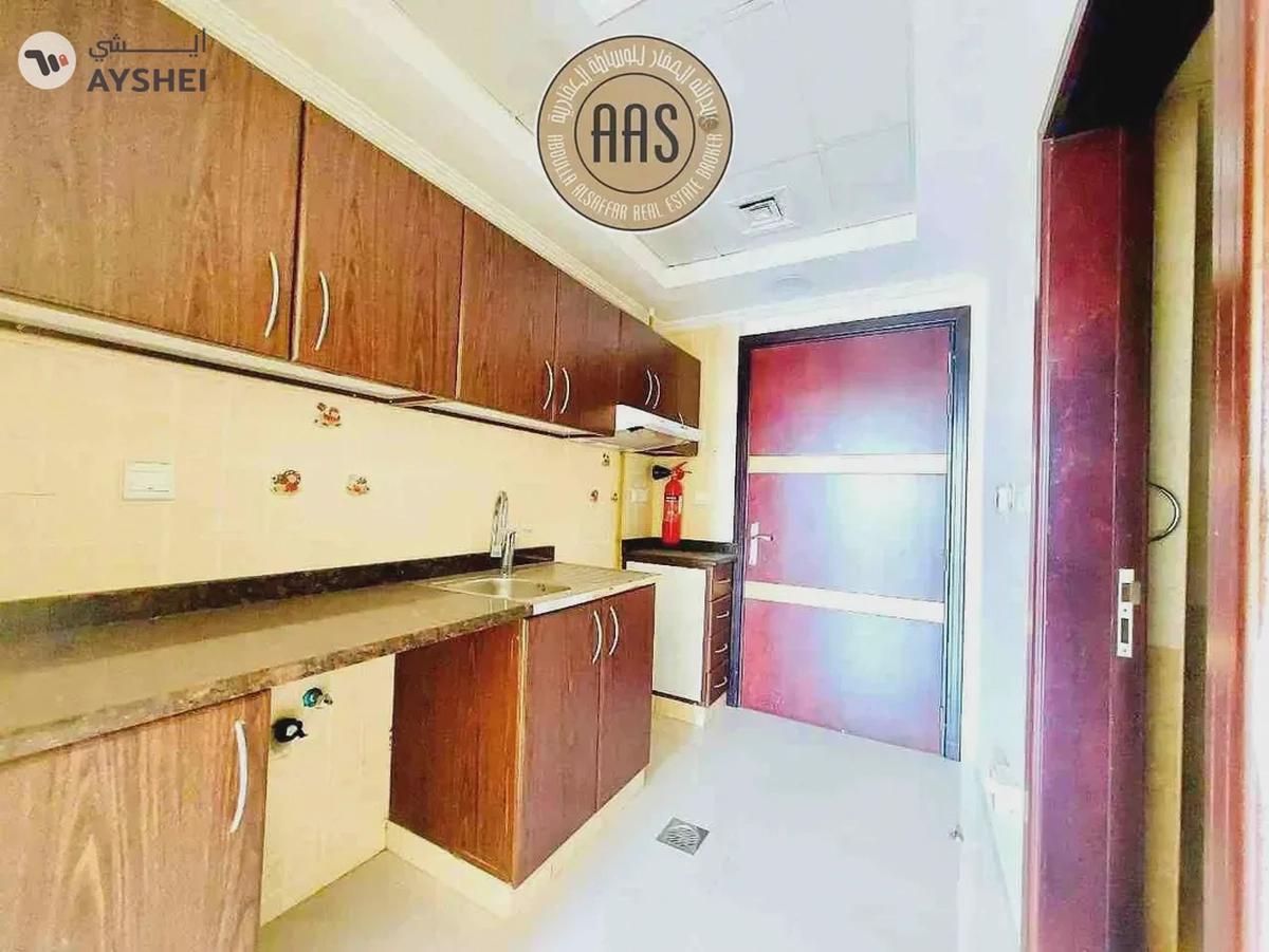 Spacious studio Available for Rent 40k in 6- Cheques payments-2-2