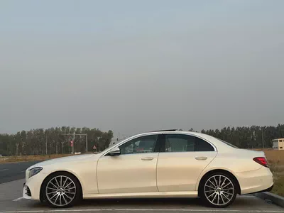 Mercedes-Benz E-Class E 400 4MATIC 2018 | GCC Specs | Low Mileage-7