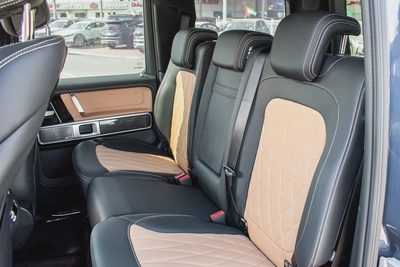 2025 - MERCEDES BENZ G63 - SUPER CLEAN - LIKE NEW - ONLY 6,000 KM-17