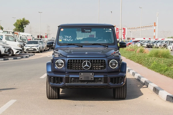 2025 - MERCEDES BENZ G63 - SUPER CLEAN - LIKE NEW - ONLY 6,000 KM
