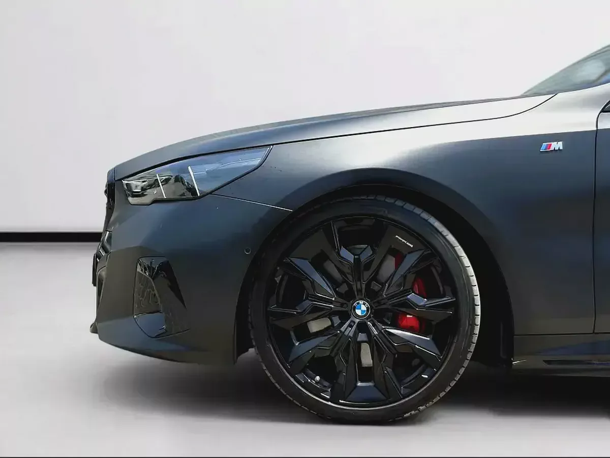 BMW Agency Warranty Until 2031 | BMW i5 M60 xDRIVE | DUAL MOTOR ELECTRIC AWD – 601 HP | FULL AGENCY-8-8