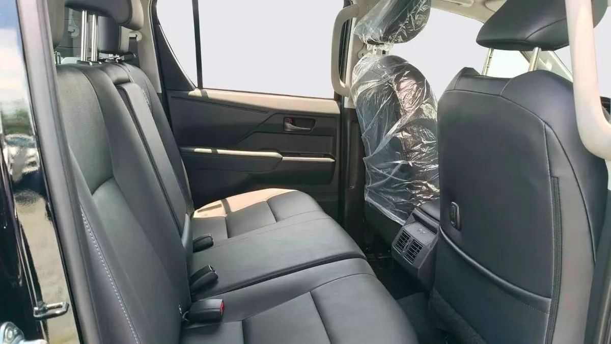 Toyota Hilux Conquest-7-7