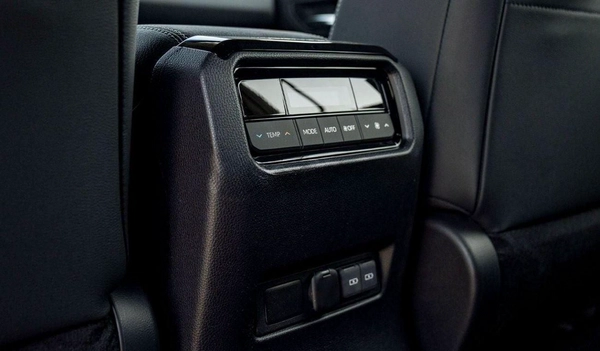 Toyota Prado GXR TOYOTA PRADO 250 TXL 2.8D AT MY2025 – BLACK
