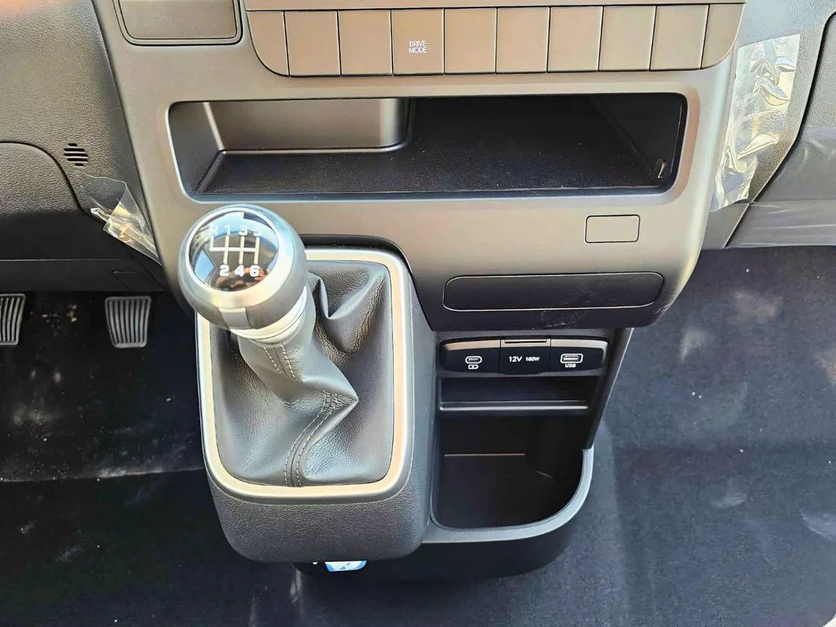 Hyundai Staria CARGO | 2.2L V4 DIESEL | MANUAL GEAR BOX | 2 STR (CODE # STCD)-7-0