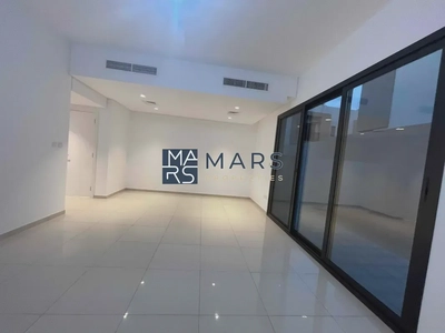 🏡 Spacious 3-Bedroom Townhouse for Rent in Nasma Residence, Al Tai, Sharjah-18