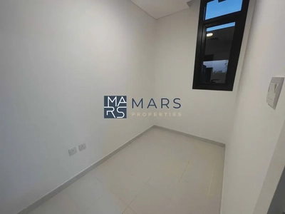 🏡 Spacious 3-Bedroom Townhouse for Rent in Nasma Residence, Al Tai, Sharjah-24