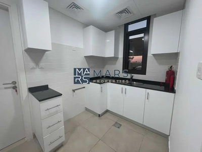 🏡 Spacious 3-Bedroom Townhouse for Rent in Nasma Residence, Al Tai, Sharjah-26