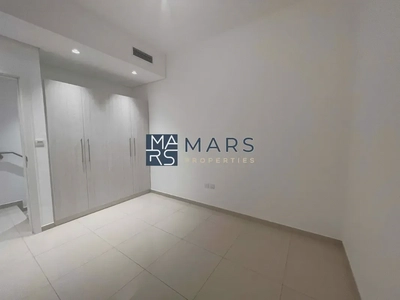 🏡 Spacious 3-Bedroom Townhouse for Rent in Nasma Residence, Al Tai, Sharjah-3