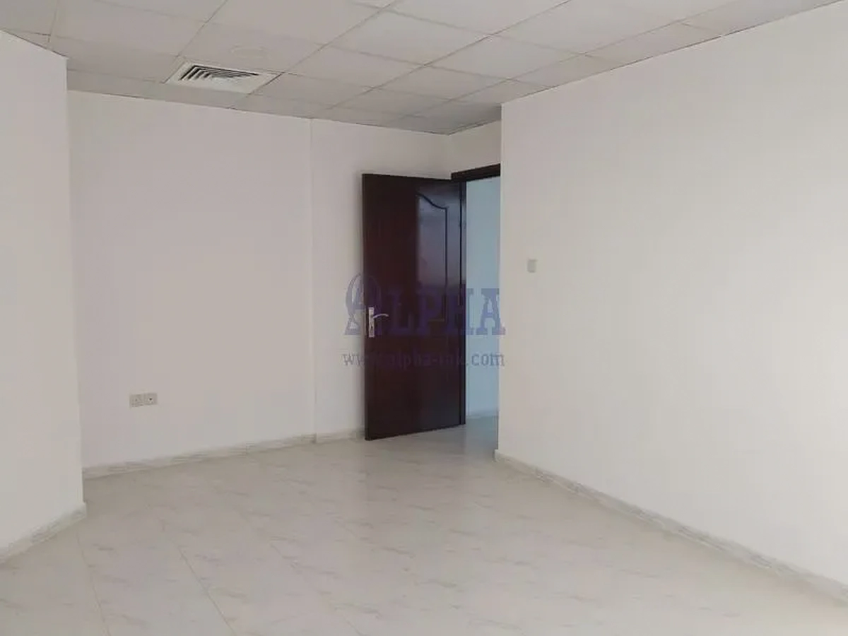 RAK Tower | 1 Bedroom High Floor | Sea View-5-5