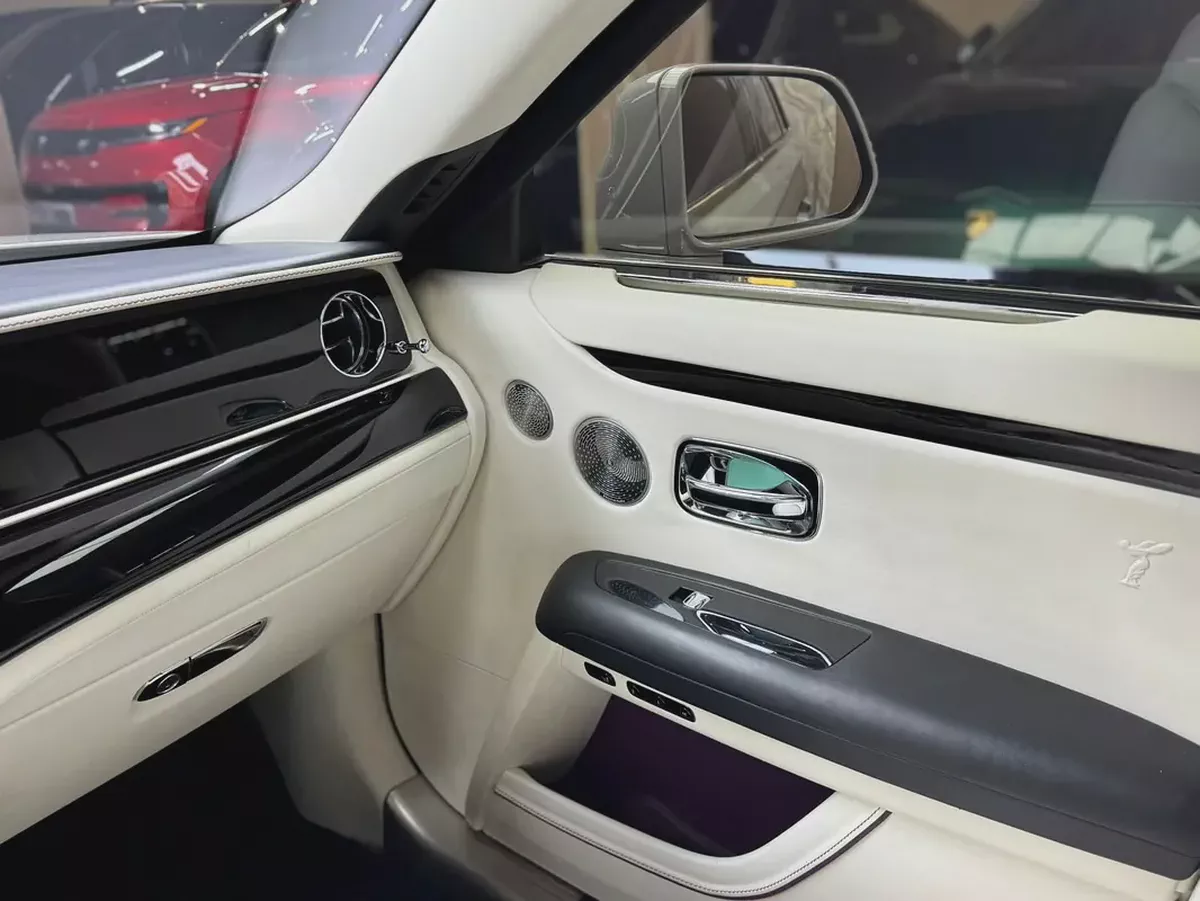 Rolls-Royce Ghost Standard 2022 - European Specs-11-11