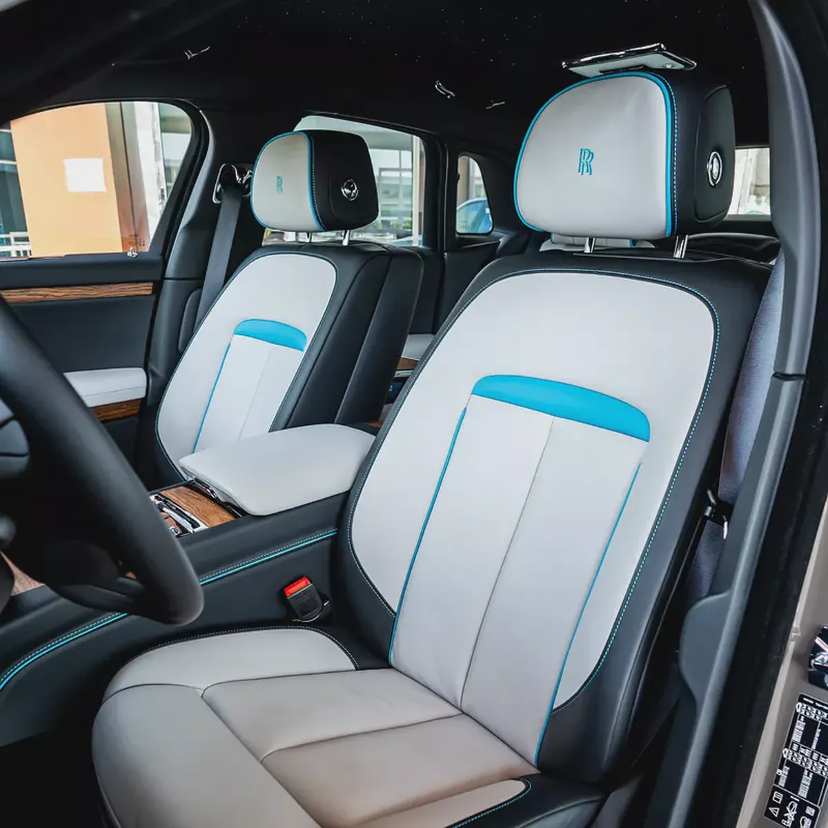 Rolls-Royce Ghost 2025  SILVER BADGE  Luxury Sedan DONE ONLY 2000KM-9-9