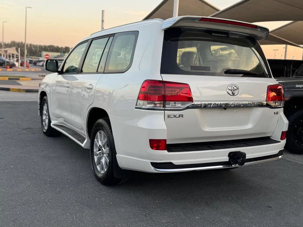 Toyota Land Cruiser EXR 4.0L AWD-2-0