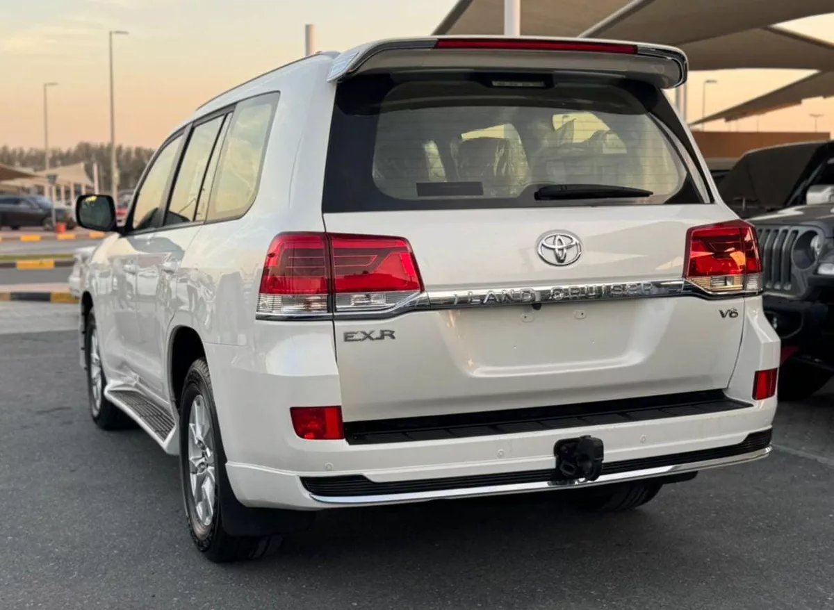 Toyota Land Cruiser EXR 4.0L AWD-5-0