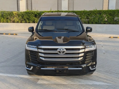 Toyota Land Cruiser GXR 2020 Facelifted 2025 | V6 4.0L | GCC Specs | Full Option | Excellent Conditi-1