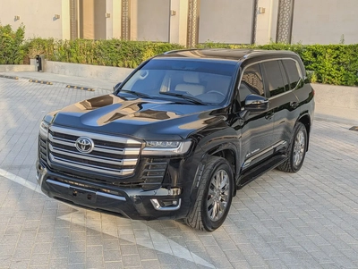 Toyota Land Cruiser GXR 2020 Facelifted 2025 | V6 4.0L | GCC Specs | Full Option | Excellent Conditi-2