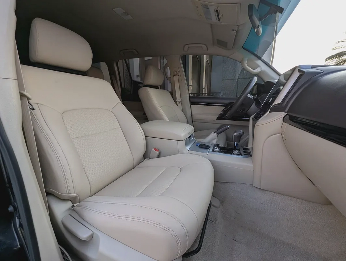 Toyota Land Cruiser GXR 2020 Facelifted 2025 | V6 4.0L | GCC Specs | Full Option | Excellent Conditi