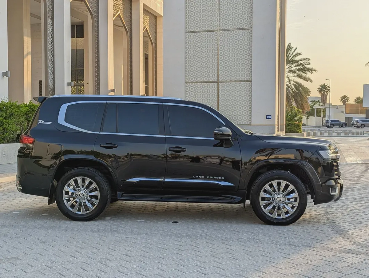Toyota Land Cruiser GXR 2020 Facelifted 2025 | V6 4.0L | GCC Specs | Full Option | Excellent Conditi