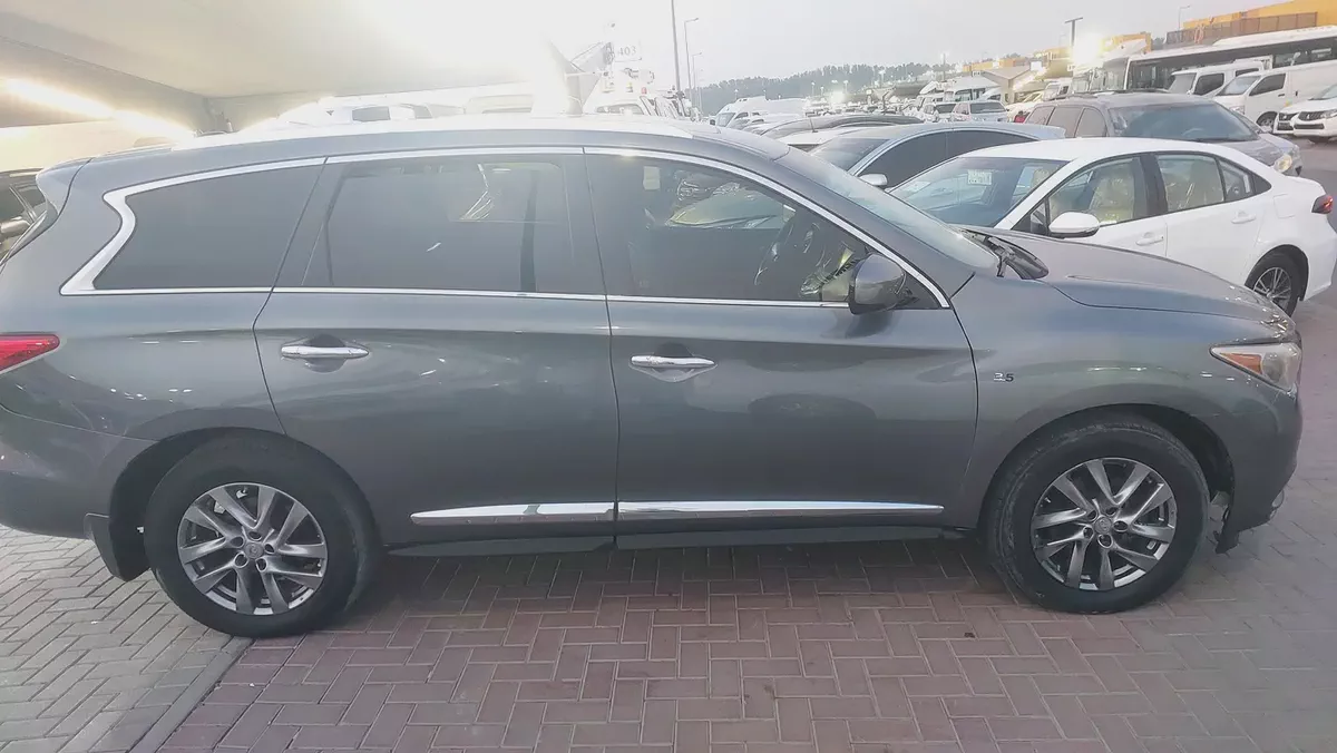 Infiniti QX60 2015 GCC Specs | Well Maintained Family SUV-3-3