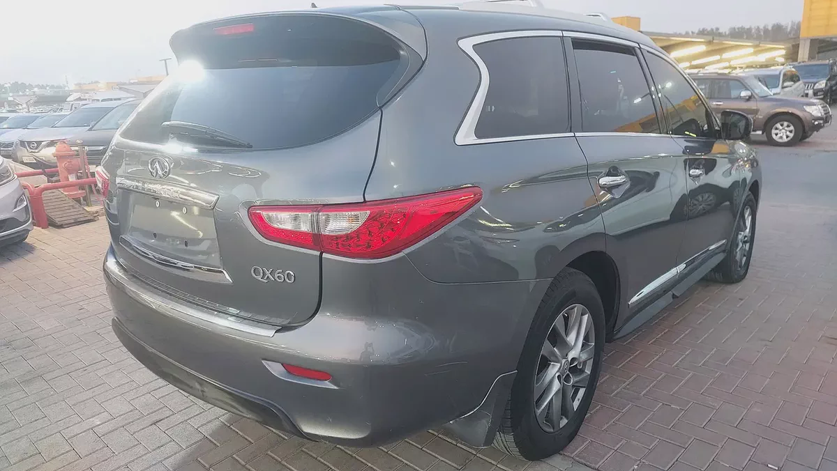 Infiniti QX60 2015 GCC Specs | Well Maintained Family SUV-4-4