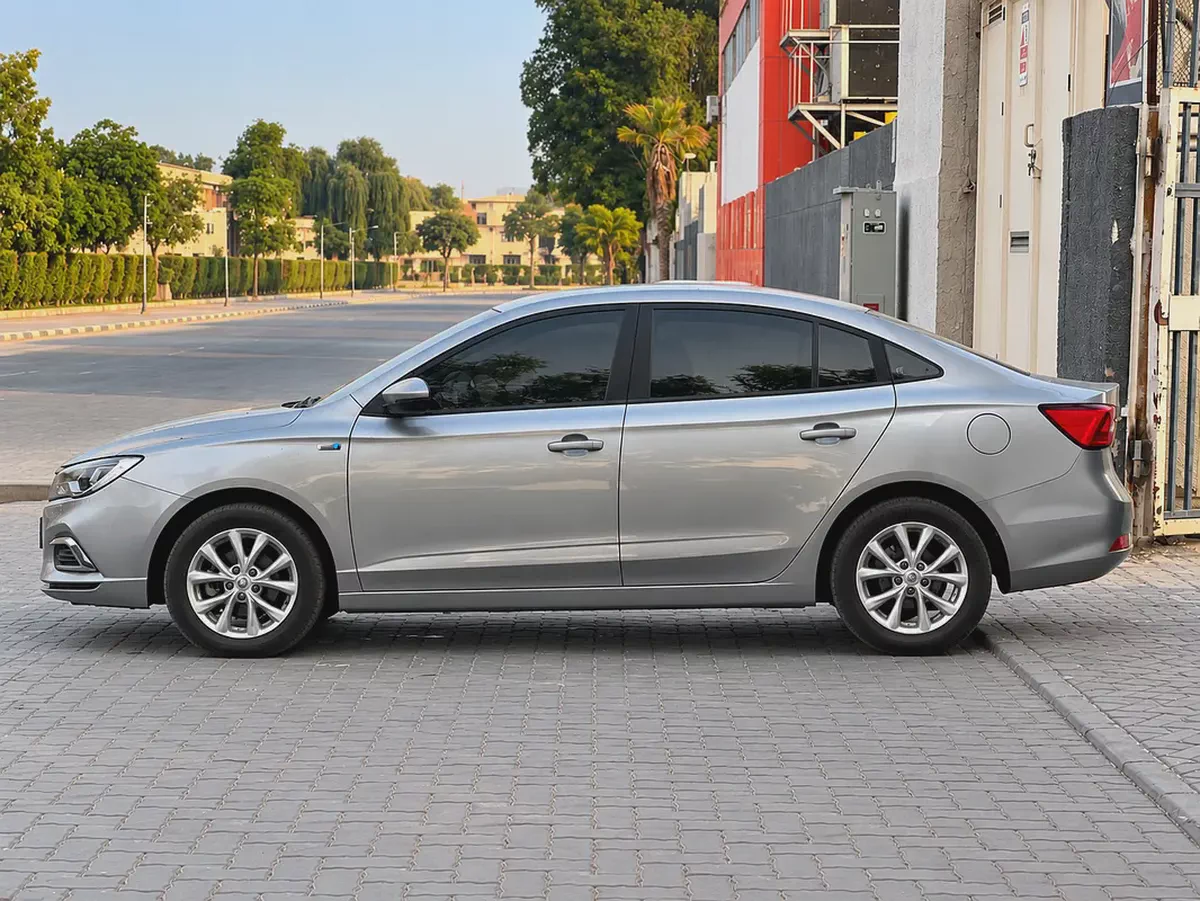 AED 502 EMI PM | MG 5 | STANDARD | GCC | 2023 | 0% DOWNPAYMENT-3-3