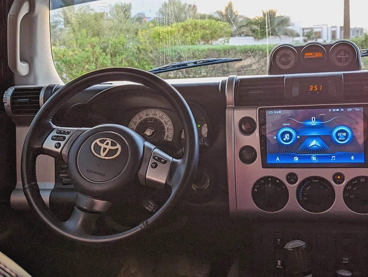 TOYOTA FJ CRUISER 2011 GCC IN EXCELLENT CONDITION-9-9