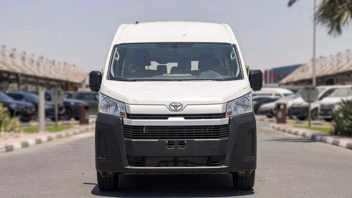Toyota Hiace-5-5