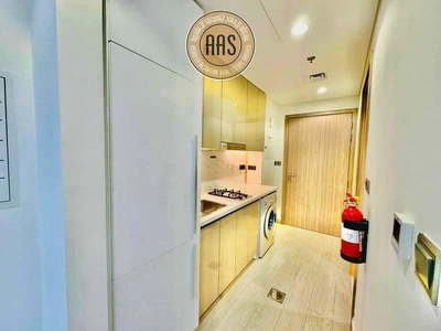 Pool view •• big balcony •• kitchen appliances •• chiller free-5