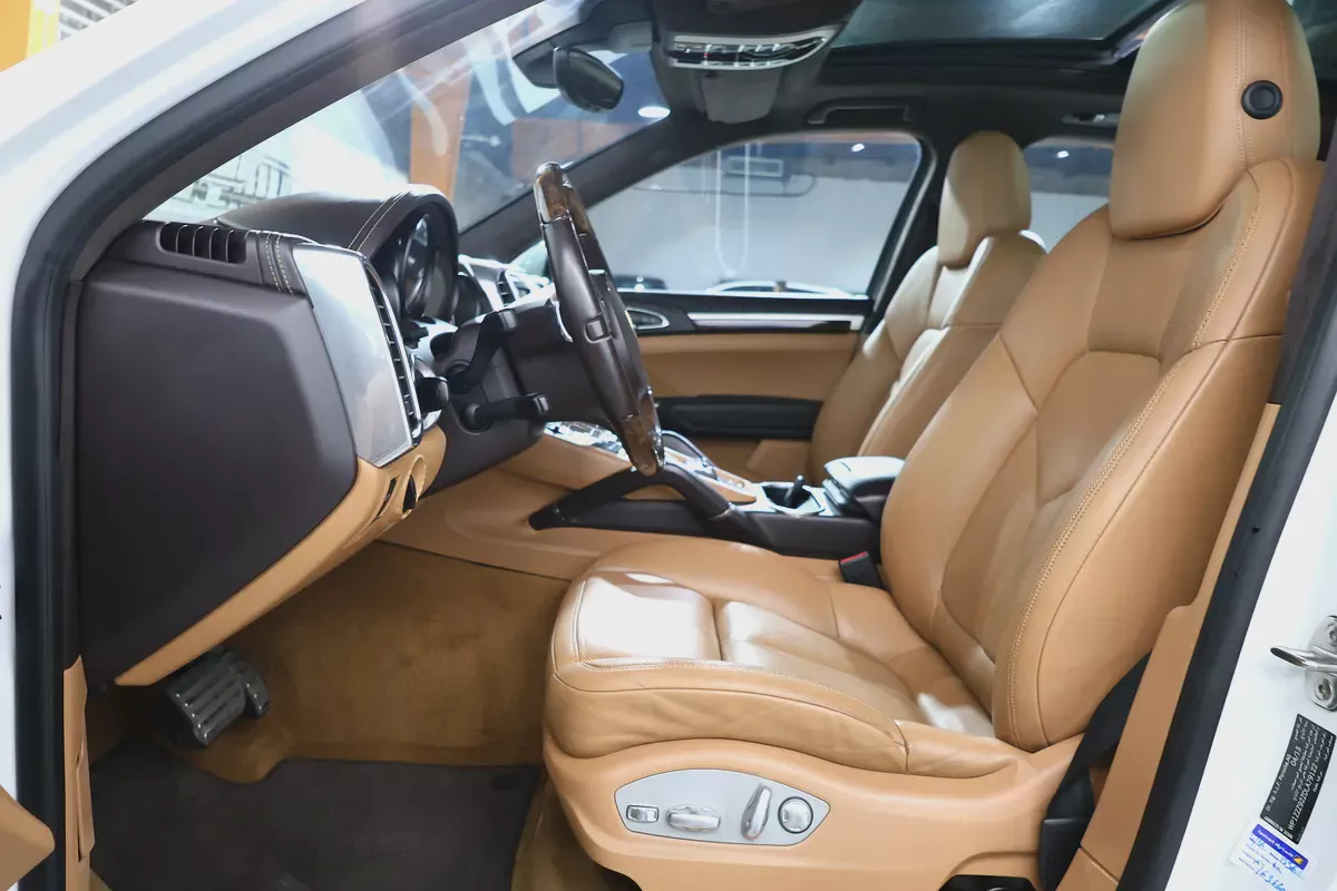 Porsche Cayenne GTS 2013 GCC Specs-Excellent condition-10-10