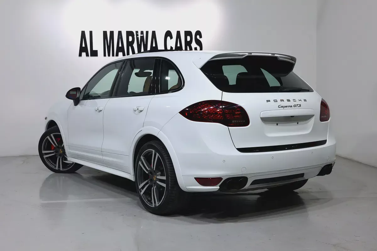Porsche Cayenne GTS 2013 GCC Specs-Excellent condition-2-2