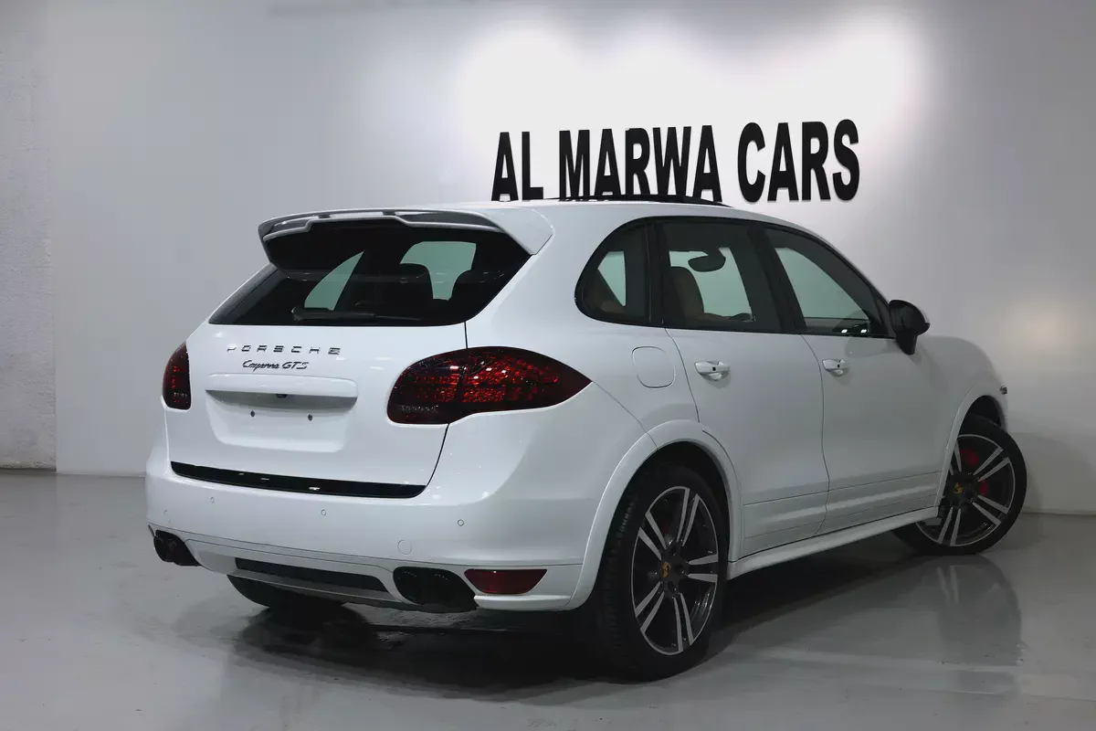 Porsche Cayenne GTS 2013 GCC Specs-Excellent condition-3-3