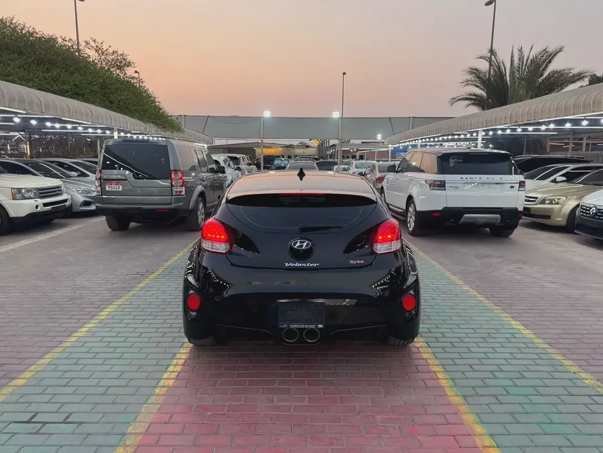 HYUNDAI VELOSTER TURBO 1.6-6-6