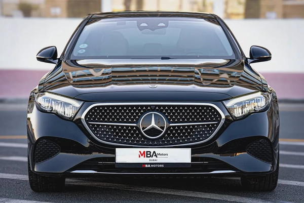 2025 | Mercedes E200 Black | Low Mileage | Brand new | Clean title | Warranty |