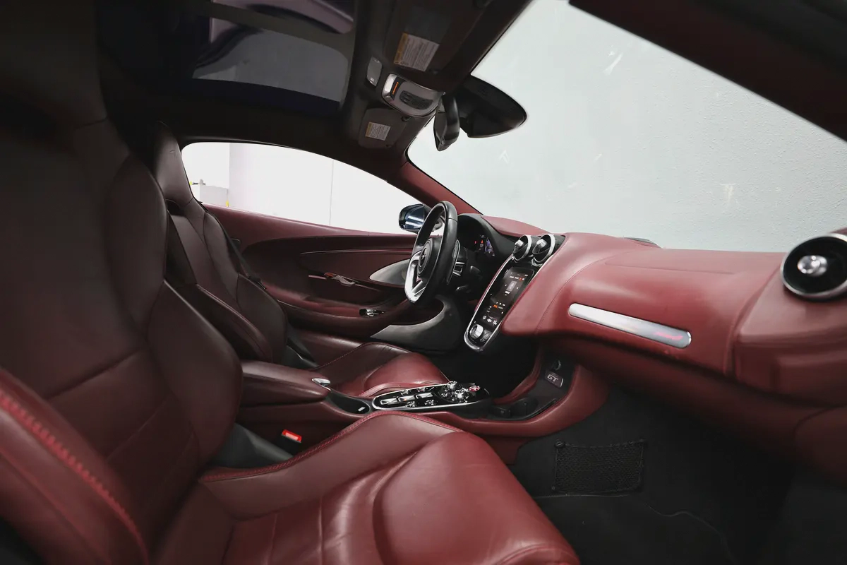 McLaren GT-6-6