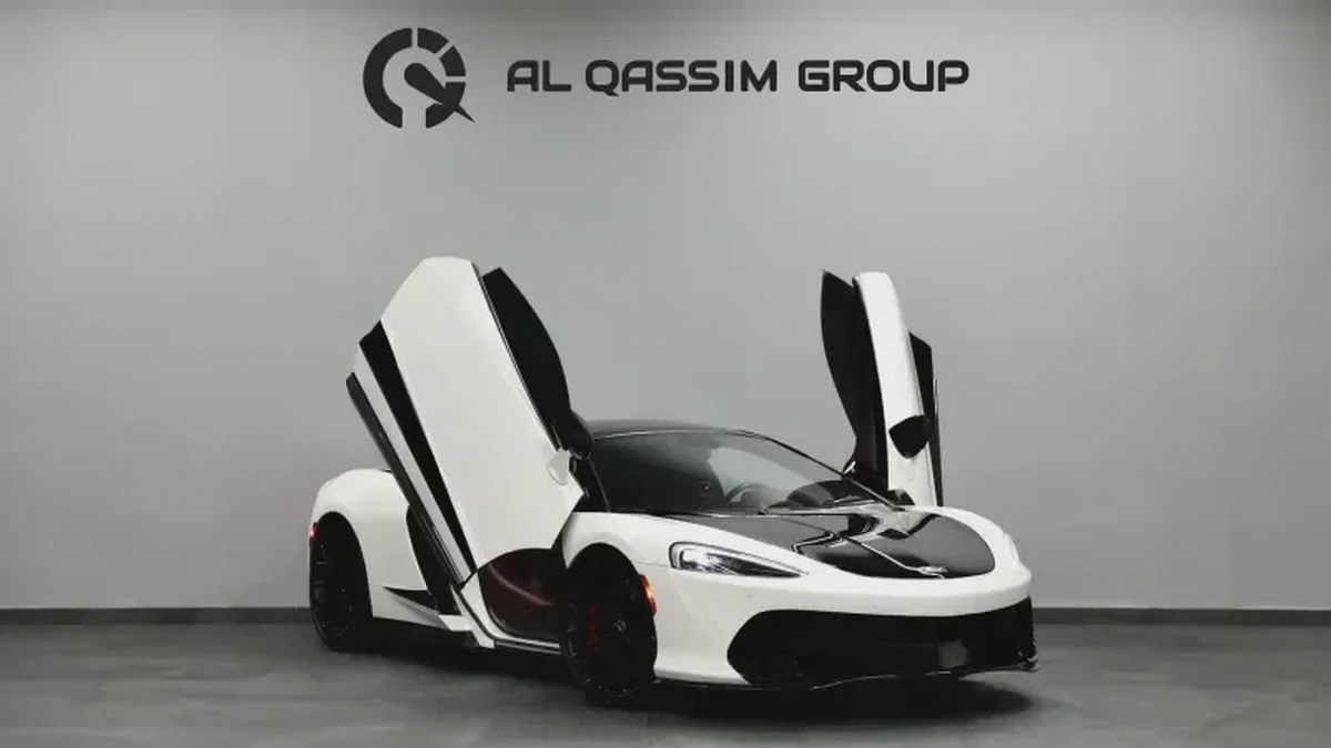 McLaren GT