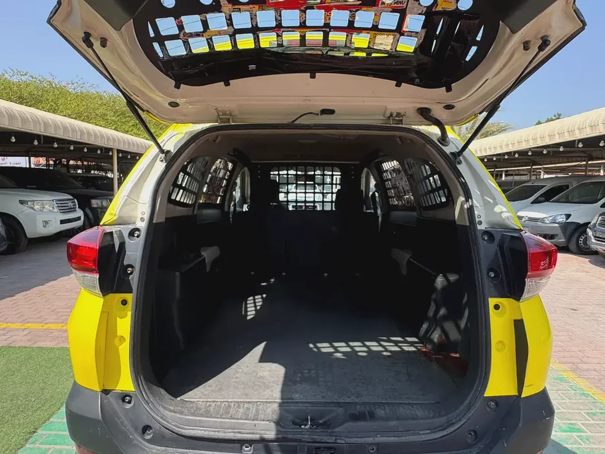 TOYOTA RUSH 2020 VAN-9-9