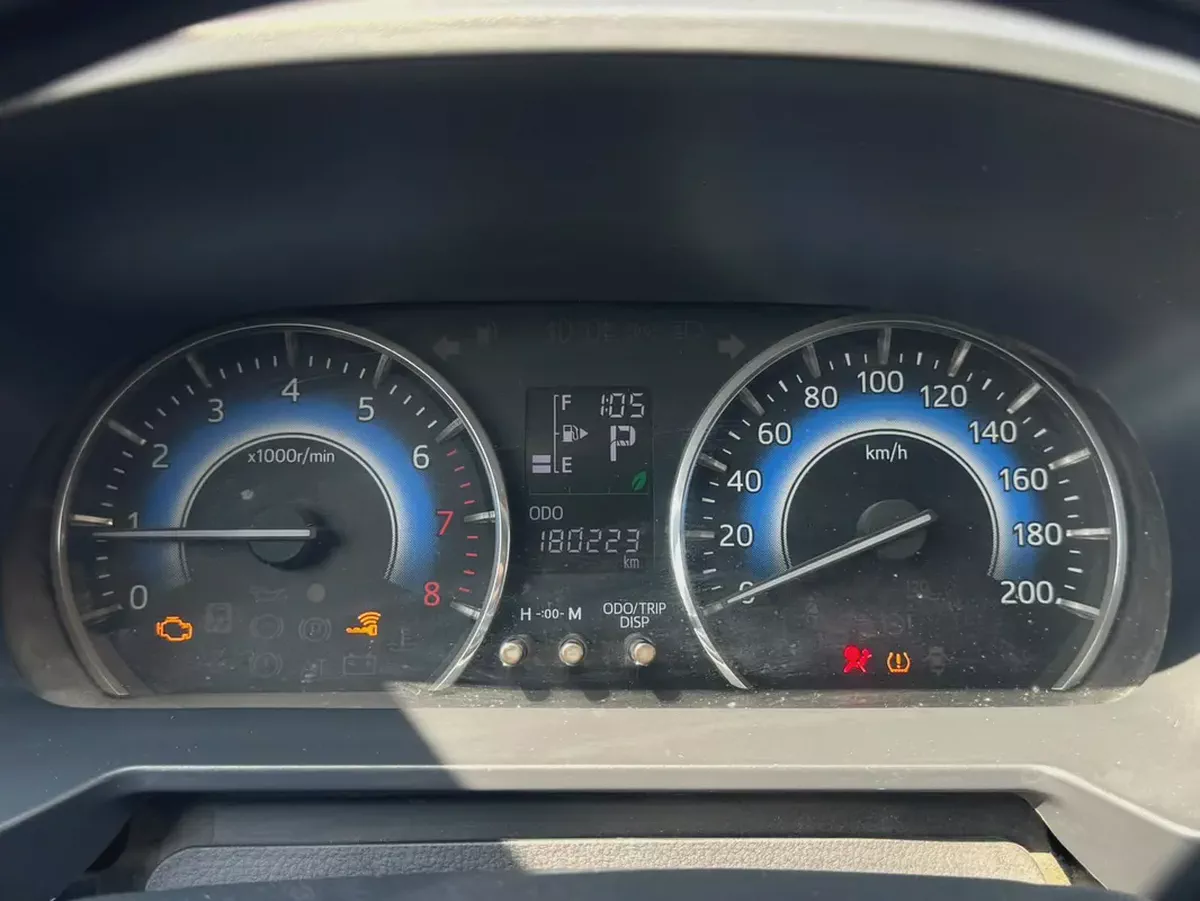TOYOTA RUSH 2020 VAN-11-11