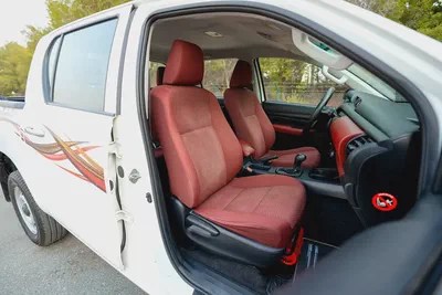 Hilux | Double Cabin 4x4 | Automatic | GCC Specs | Ref#T47801-9