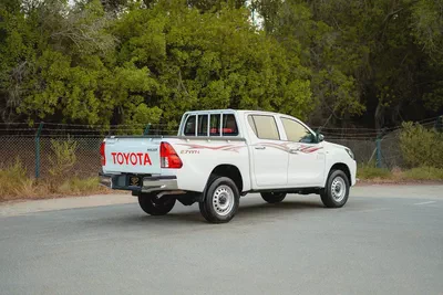 Hilux | Double Cabin 4x4 | Automatic | GCC Specs | Ref#T47801-2
