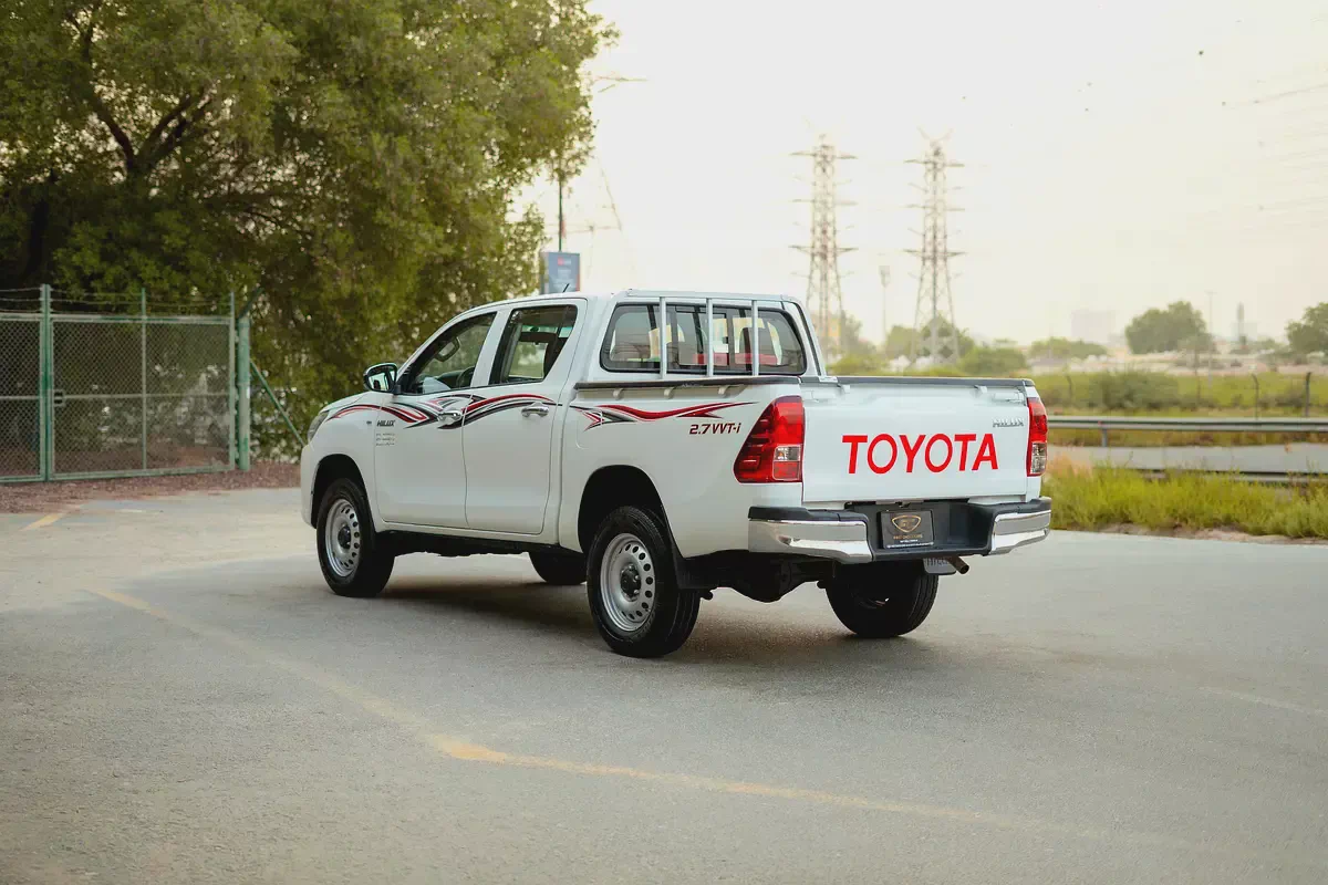 Hilux | Double Cabin 4x4 | Automatic | GCC Specs | Ref#T47801-3-3