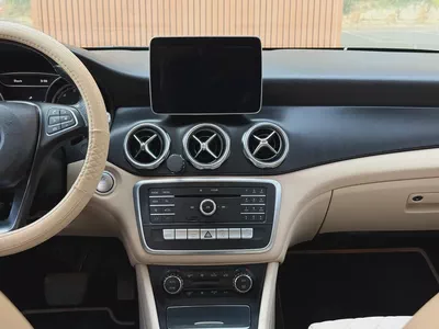 Stunning 2020 Mercedes-Benz GLA 250 AMG Line - American Specs-17