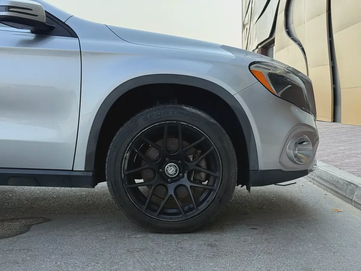 Stunning 2020 Mercedes-Benz GLA 250 AMG Line - American Specs-9-9