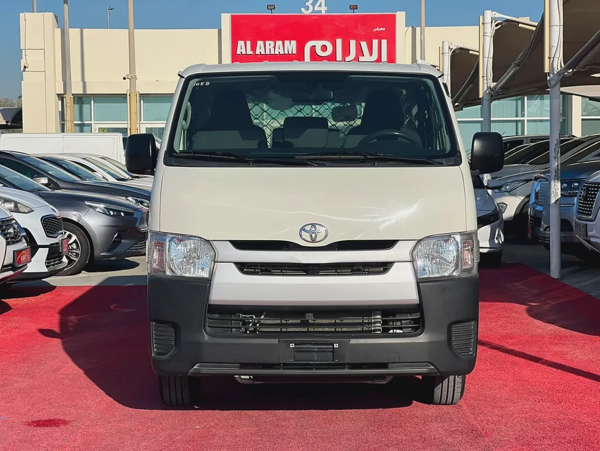 2022 Toyota Hiace | Manual | Van | GCC | Ref#1058-1-1