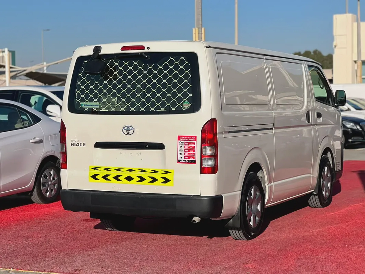 2022 Toyota Hiace | Manual | Van | GCC | Ref#1058-5-5
