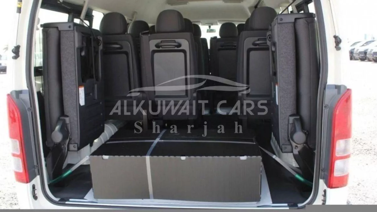 Toyota Hiace DLS - STD ROOF Toyota Hiace 2025-5-0